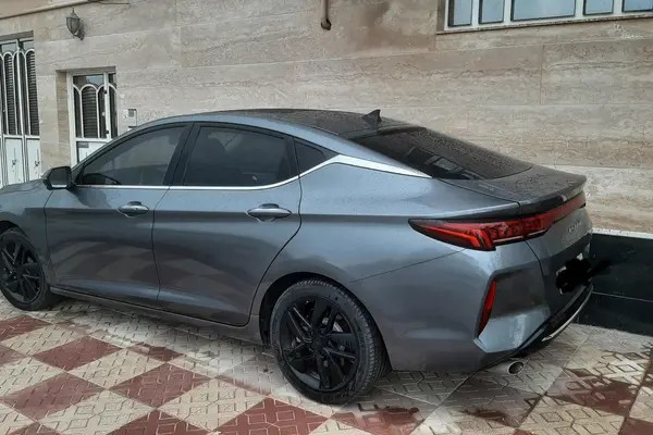 کی ام سی، J7
