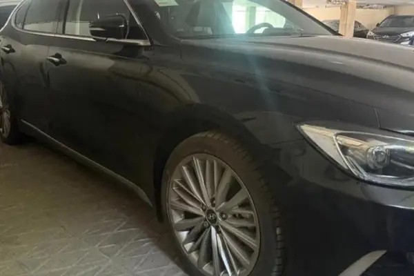 هیوندای، آزرا (گرنجور)