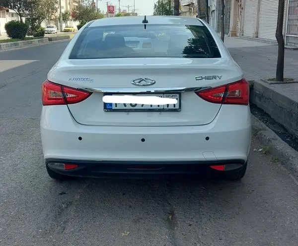 چری، آریزو 5T