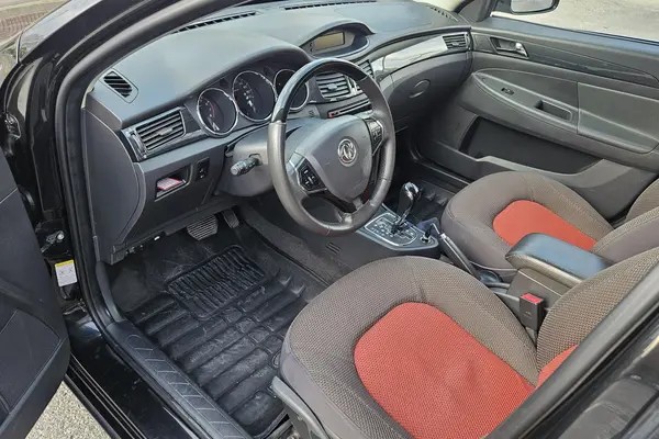 دانگ فنگ، H30 کراس