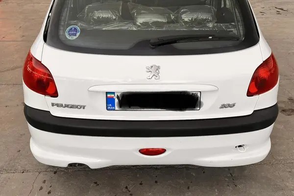 پژو، 206