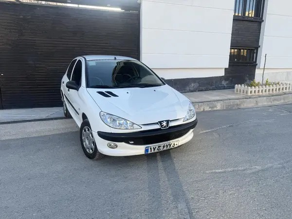 پژو، 206