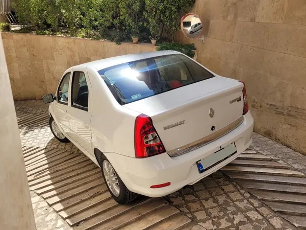 رنو، تندر 90