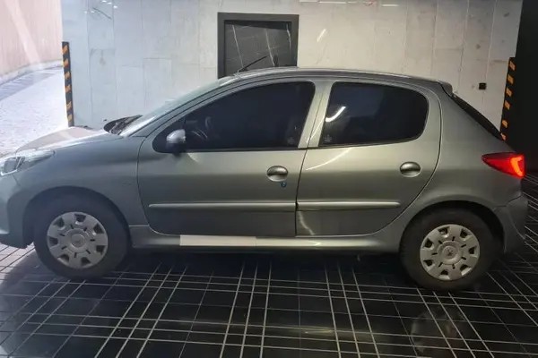 پژو، 207