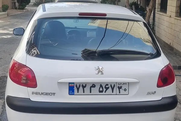 پژو، 206