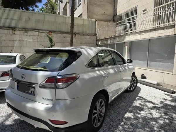 لکسوس، RX