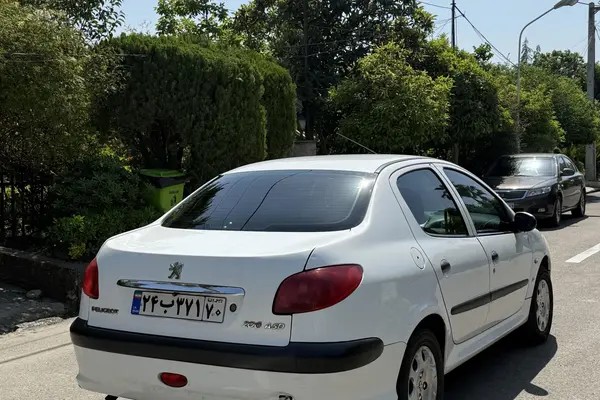 پژو، 206 SD