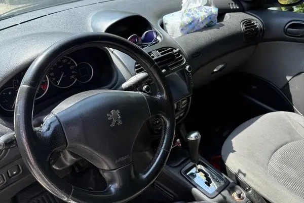 پژو، 206 SD
