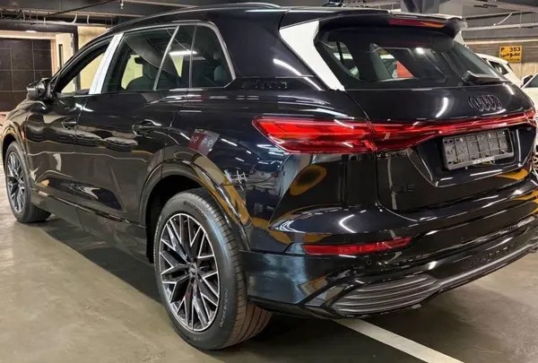 آئودی، Q5 e-tron