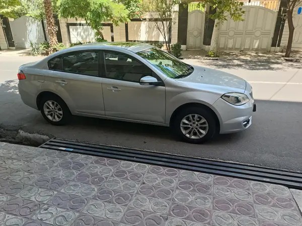 برلیانس، H330