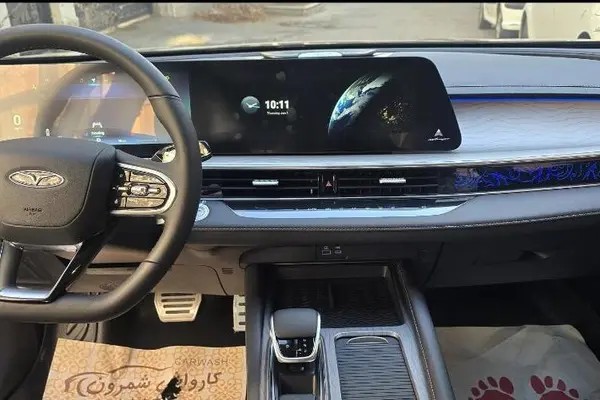 فونیکس، آریزو 8 (Z8)
