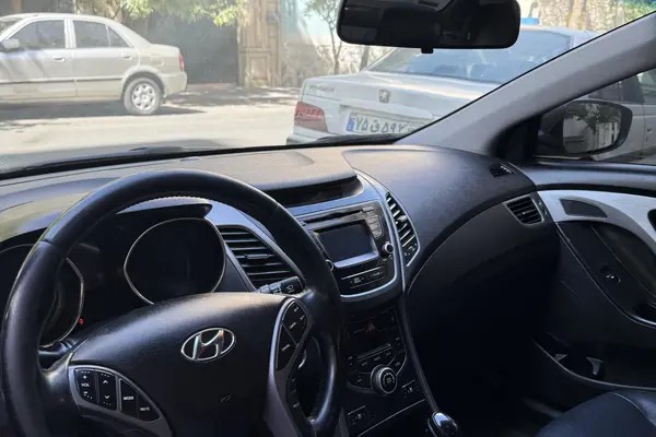 هیوندای، النترا