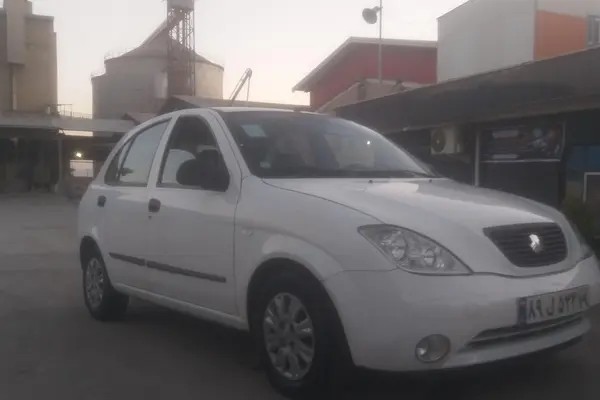 تیبا، هاچ بک