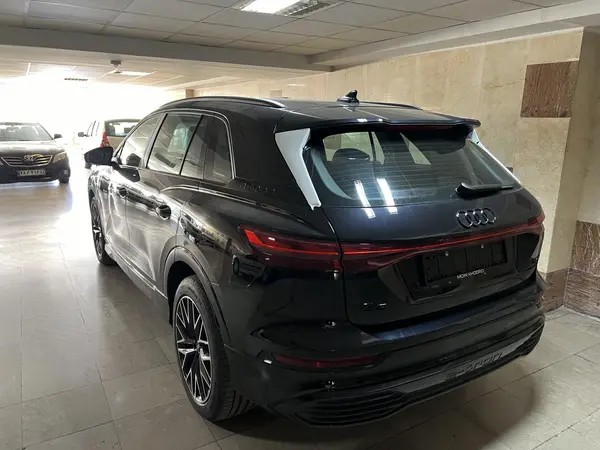 آئودی، Q5 e-tron
