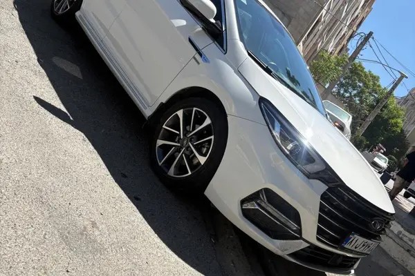 فونیکس، آریزو 6 پرو