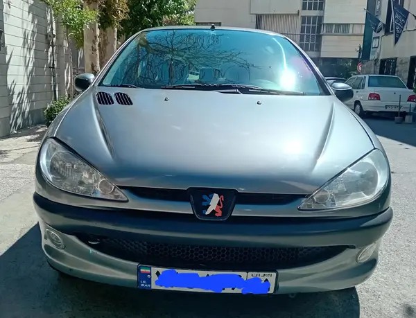 پژو، 206