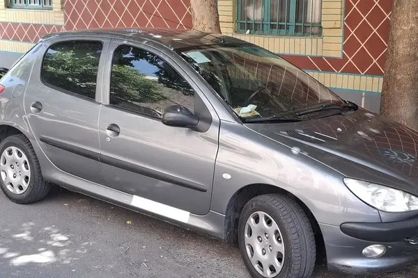 پژو، 206