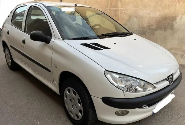 پژو، 206