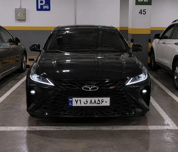 فونیکس، آریزو 6 جی تی (Z6 GT)
