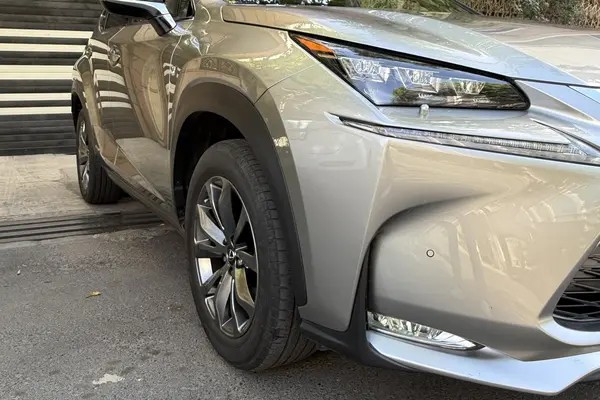 لکسوس، NX هیبرید