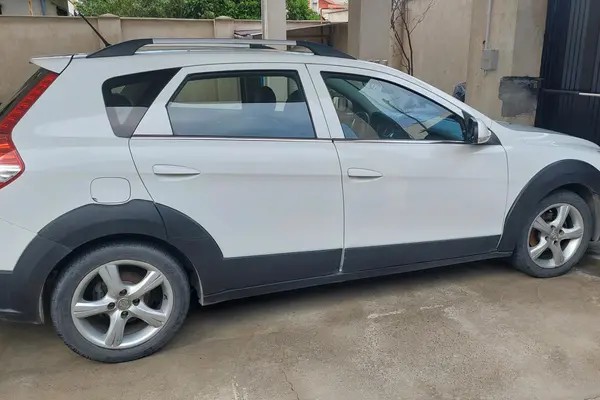 دانگ فنگ، H30 کراس