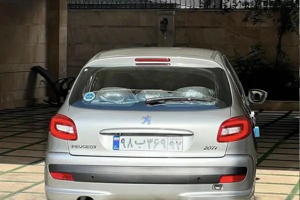 پژو، 207