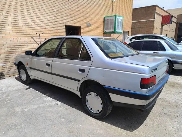 پژو، 405
