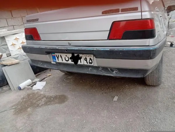 پژو، 405