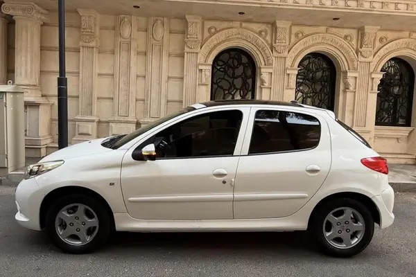 پژو، 207