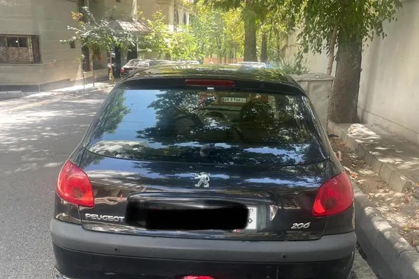 پژو، 206