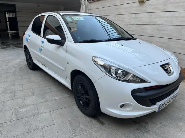 پژو، 207