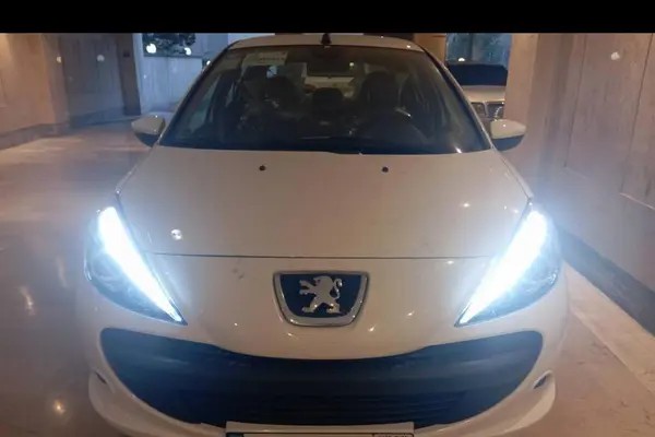 پژو، 207