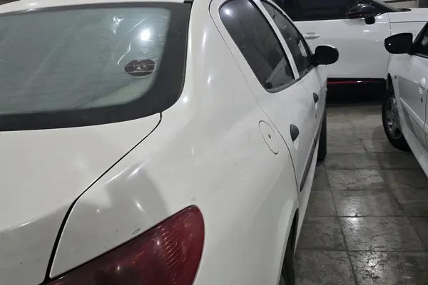 پژو، 206