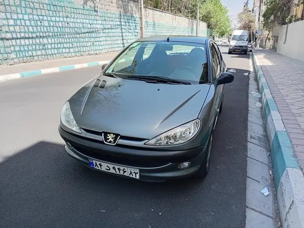 پژو، 206