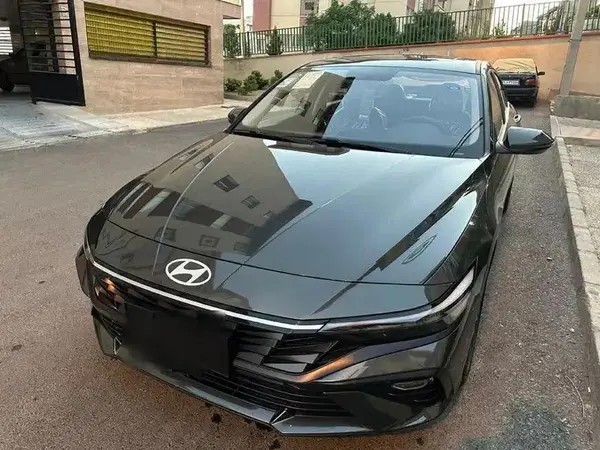 هیوندای، النترا