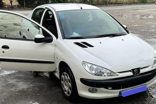پژو، 206 SD