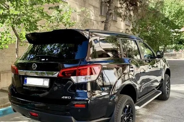 نیسان، ترا