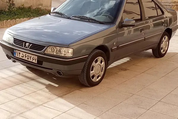 پژو، 405