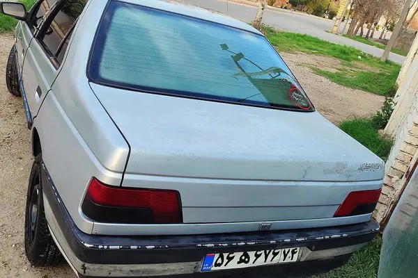 پژو، 405