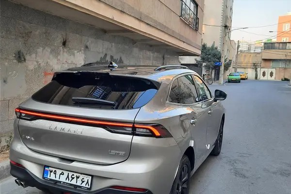 لاماری، ایما