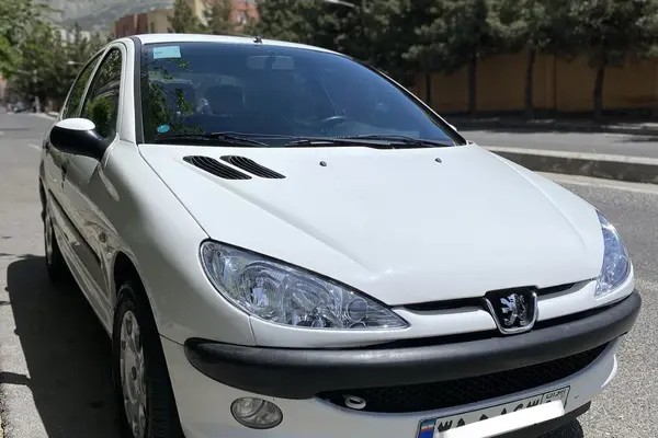 پژو، 206