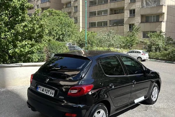 پژو، 207