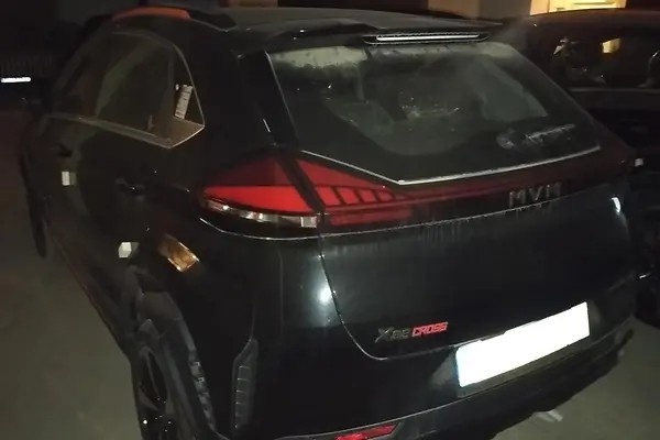 ام وی ام، X33 کراس