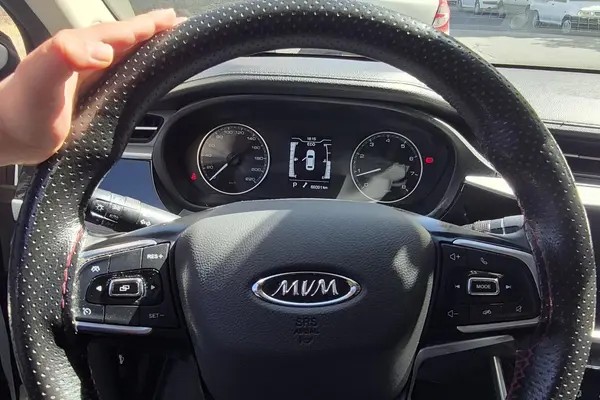 ام وی ام، آریزو 5ev