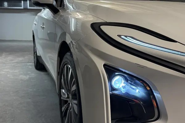 هونگچی، E-QM5