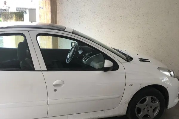 پژو، 207