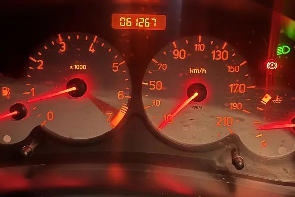 پژو، 206