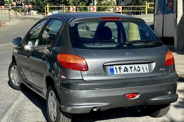 پژو، 206