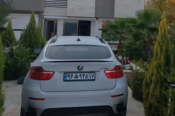 ب ام و، X6