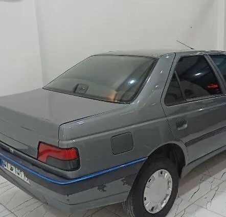 پژو، 405
